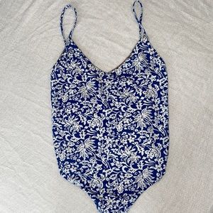 Acacia Banyans One Piece
